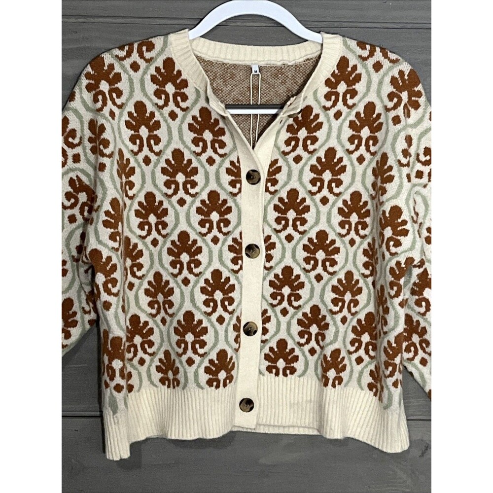 Womens Boutique Sweater Cardigan NWT Medium Cozy Soft Preppy Winter - Picture 2 of 7